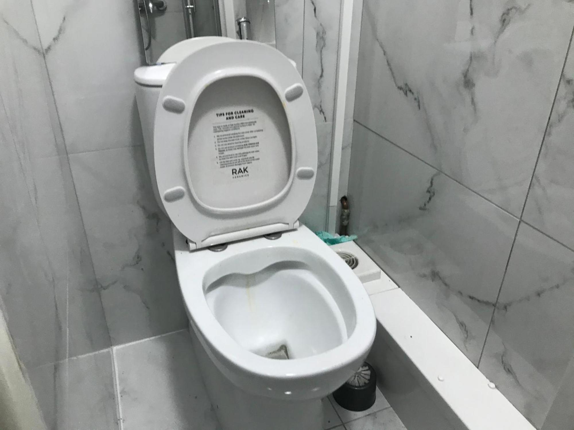 Ensuite With Kitchen Ext Large Room With Balcony In Zone 2 Λονδίνο Εξωτερικό φωτογραφία